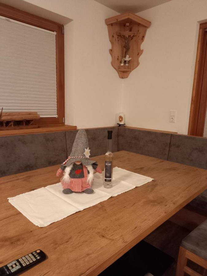 Grosszuegiges Apartment Georg Mayrhofen Barrierefrei Hollenzen المظهر الخارجي الصورة